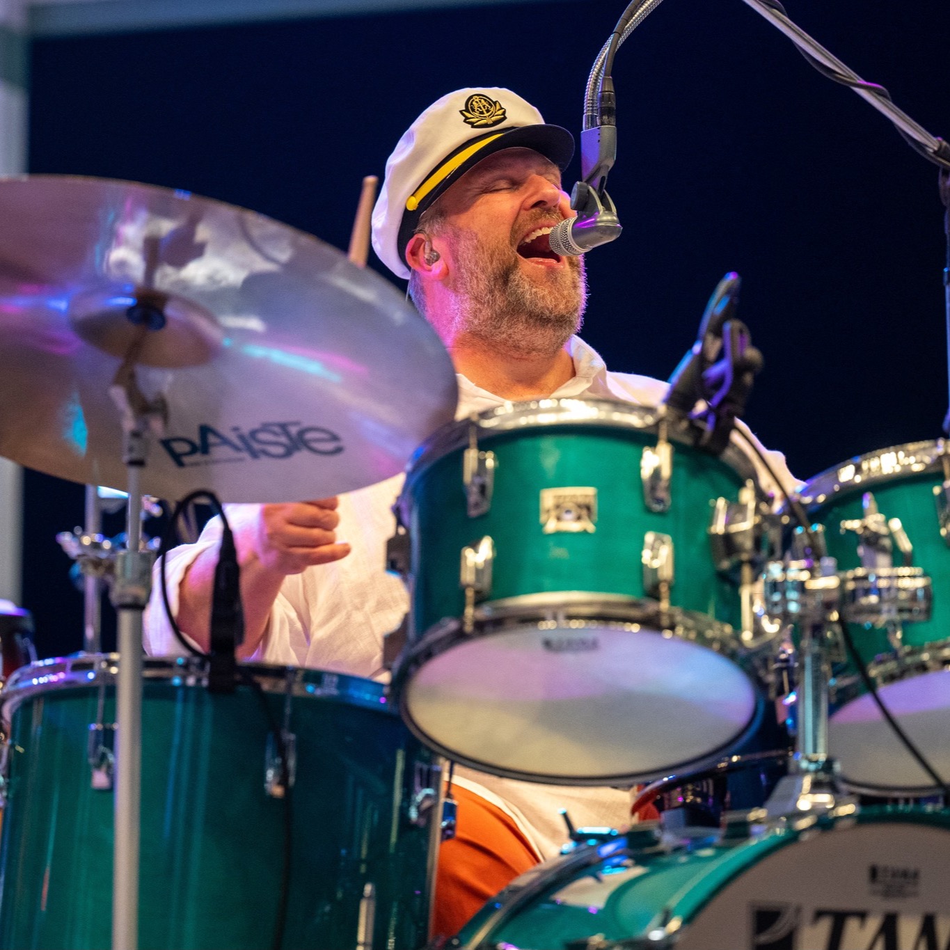🎸✨ Last night, The Regal Beagles turned back the clock and cranked up the fun! From smooth yacht rock to classic '70s & '80s jams, they had the whole crowd singing, dancing, and reliving the glory days. What a party! 🎤🕺 Thanks for the memories, Beagles!