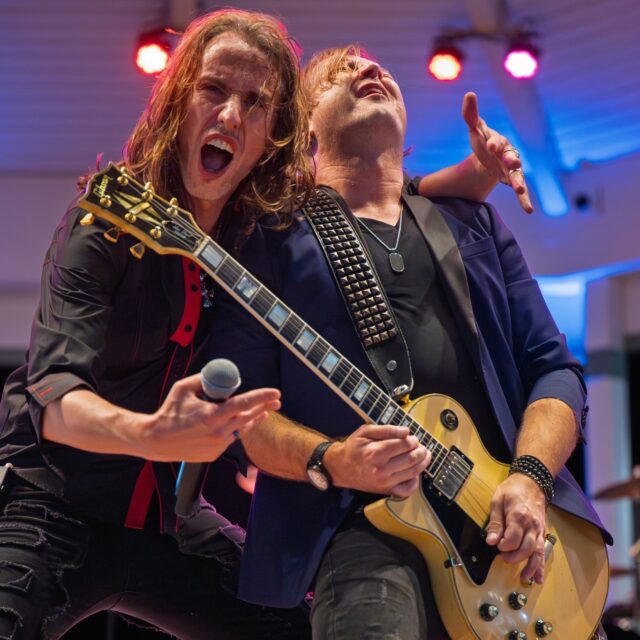 🎶 A huge thank you to Double Vision - The Ultimate Foreigner Experience for rocking the Bandstand last night! Your energy lit up Rehoboth Beach and had the whole crowd singing along to the hits. What a night! 👏🔥